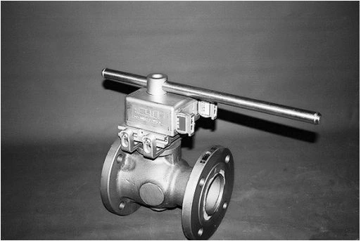 Figure 10-5. Ball Valve with Mechanical Locking Device